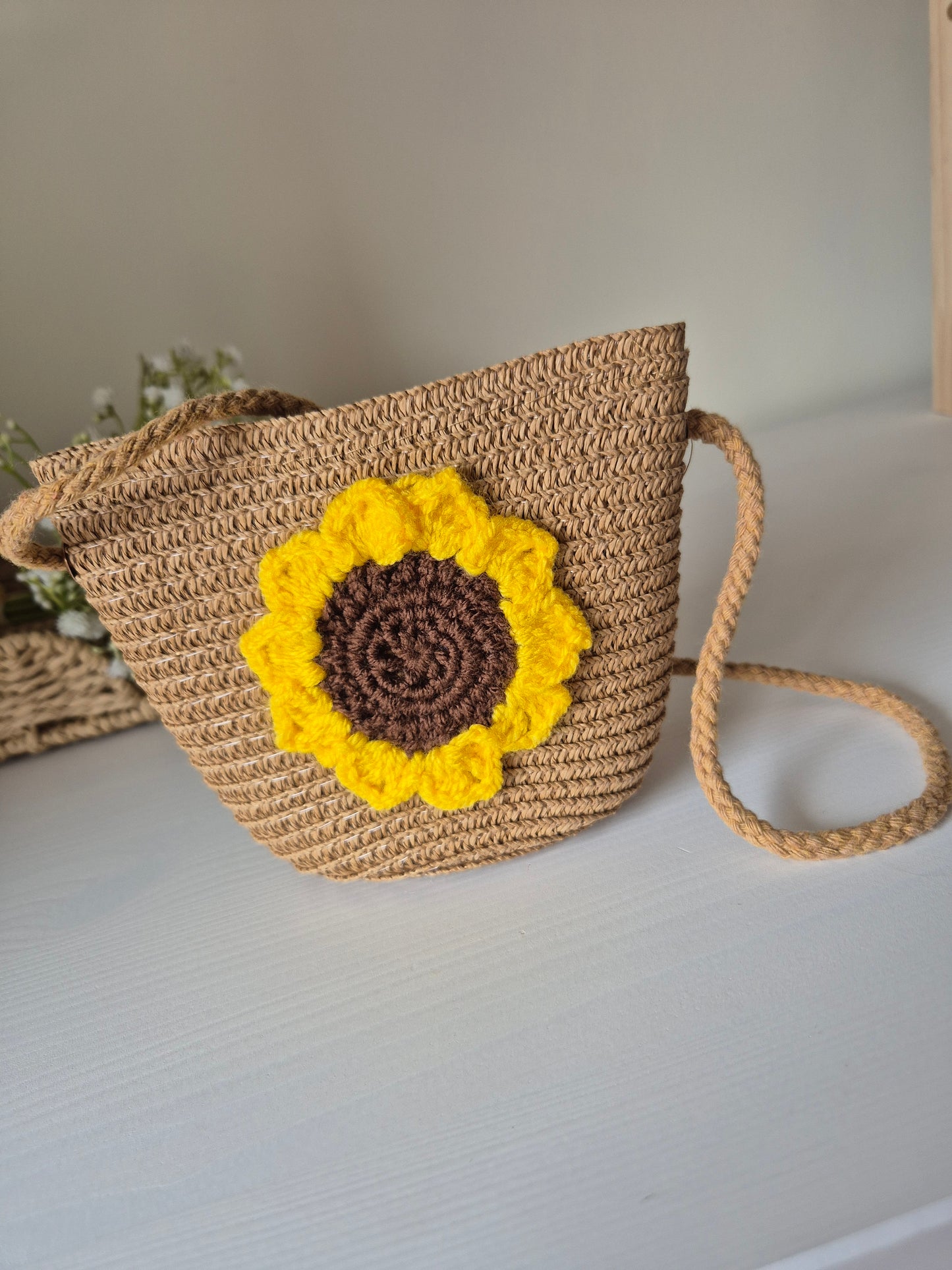 Mini woven bags