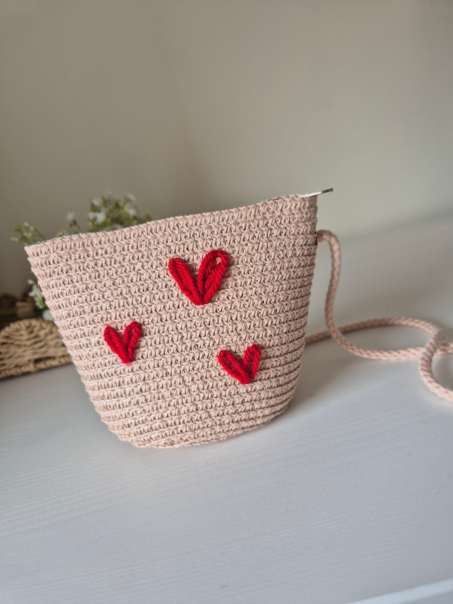 Mini woven bags